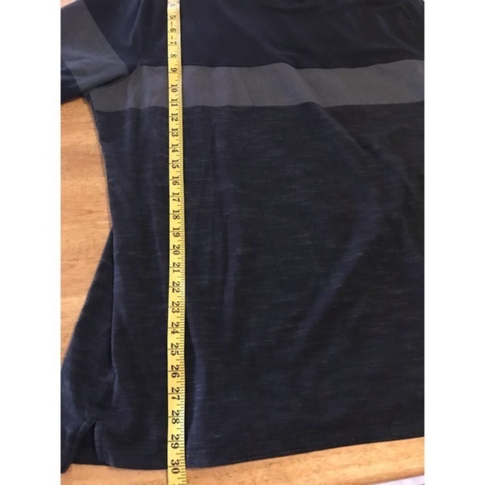 Under Armour Heat Gear Men's ‎ 2XL Short Sleeve Black, Grey Tee Shirt - Picture 9 of 14
